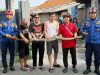 Ular Sanca Kagetkan Pemilik Warung