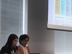 Maybank Memanusiakan Layanan Keuangan