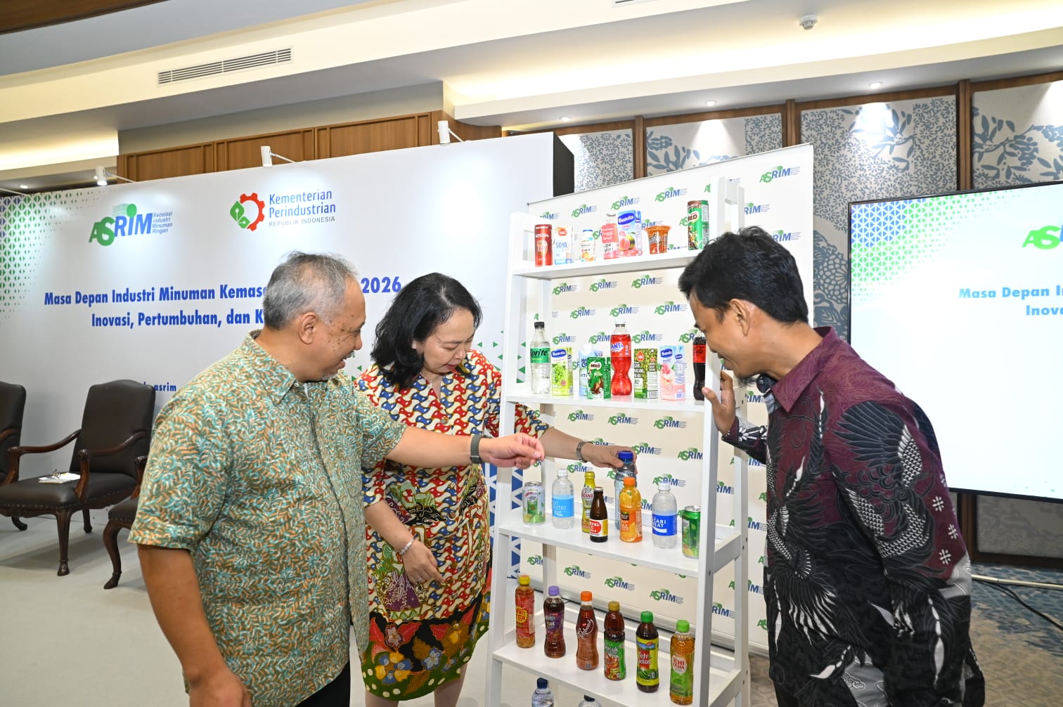 Penguatan berkelanjutan menjadi kunci masa depan jndustri minuman kemasan. FOTO: ISTIMEWA