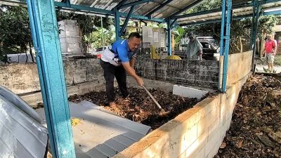 Anggota Satlantas Polres Metro Bekasi Aiptu Mawardi Inisiasi Gerakan Sosial Berbasis Lingkungan, Warga Rasakan Perubahan
