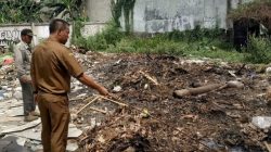 Pembakaran Sampah Liar Bikin Lurah Jaticempaka Gerah