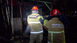 Diduga Korsleting Listrik, Lima Toko di Pesona Anggrek Bekasi Udara Ludes Terbakar