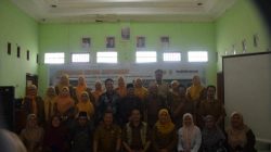Tim P2M dan Mahasiswa KKN Prodi Pendidikan Bahasa Arab Gelar Pelatihan Literasi Keuangan dan Manajemen Usaha bagi Anggota PKH di Desa Muktiwari 