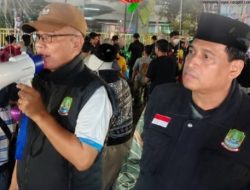 Camat Bekasi Selatan Tertibkan Pedagang di Plaza Patriot Candrabahaga
