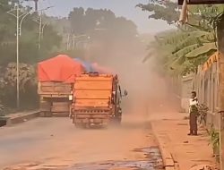 Warga Keluhkan Debu Proyek PSEL, Jalan Pangkalan 5 Kini Rutin Disiram