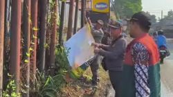 Petugas Satlinmas Jatikramat Benahi Wajah Kawasan