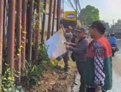 Petugas Satlinmas Jatikramat Benahi Wajah Kawasan