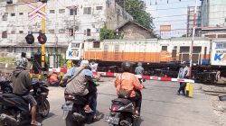 25 Penjaga Perlintasan Kereta di Kota Bekasi Bersertifikat