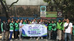 Karyawan BPJS Ketenagakerjaan Bekasi Cikarang Berikan 150 Paket Nasi kepada Pengemudi Ojek Online