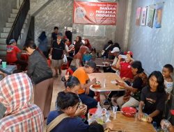 Rumah Makan Gratis di Jatiasih Tak Pernah Sepi, Warga Rela Antre Sebelum Buka