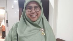 Anggota DPRD Kota Bekasi Siti Mukhliso Ajak Gen Z Bantargebang Peduli Lingkungan