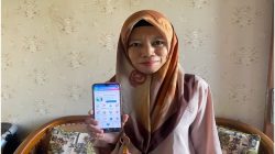 Rani Rasakan Mudahnya Daftar Berobat lewat Fitur Mobile JKN