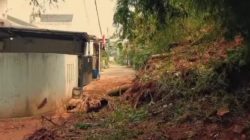 Tebing di Jatiraden Longsor Nyaris Tutup Akses Jalan