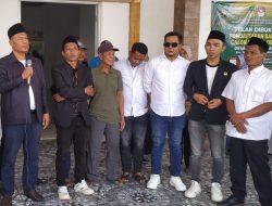 Usung Misi ”Rapih” Abudin Resmi Daftar Cakades Satria Mekar