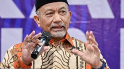 Di Antara Menghilang dan Rebahan, Ada Manusia yang Tetap Berjalan