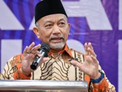 Di Antara Menghilang dan Rebahan, Ada Manusia yang Tetap Berjalan