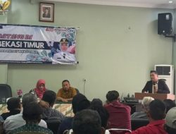 Wakil Ketua I DPRD Kota Bekasi Nuryadi Darmawan Sosialisasikan Raperda Perilaku Seksual Berisiko, Warga Diajak Beri Masukan