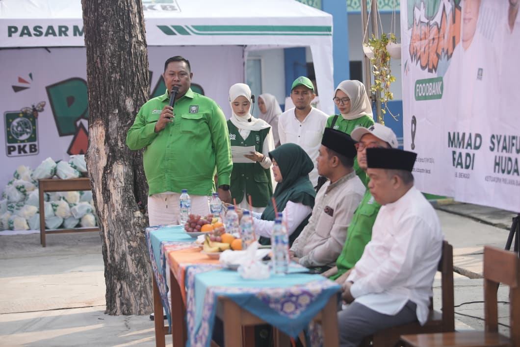 Harga Sembako Melonjak, DPC PKB Kabupaten Bekasi Gelar Pasar Murah