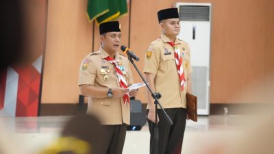 Plt Bupati Bekasi Kukuhkan Sangga Pengibar Kwarcab Pramuka