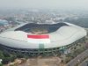 Bendera Raksasa Merah Putih Dikibarkan di Atap Stadion Patriot Candrabhaga