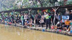 Mancing Bareng Ojol, Polres Metro Bekasi Kota Perkuat Kamtibmas