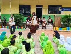 SDN Pasirsari 03 Cikarang Tanamkan Cinta Alam Sejak Dini
