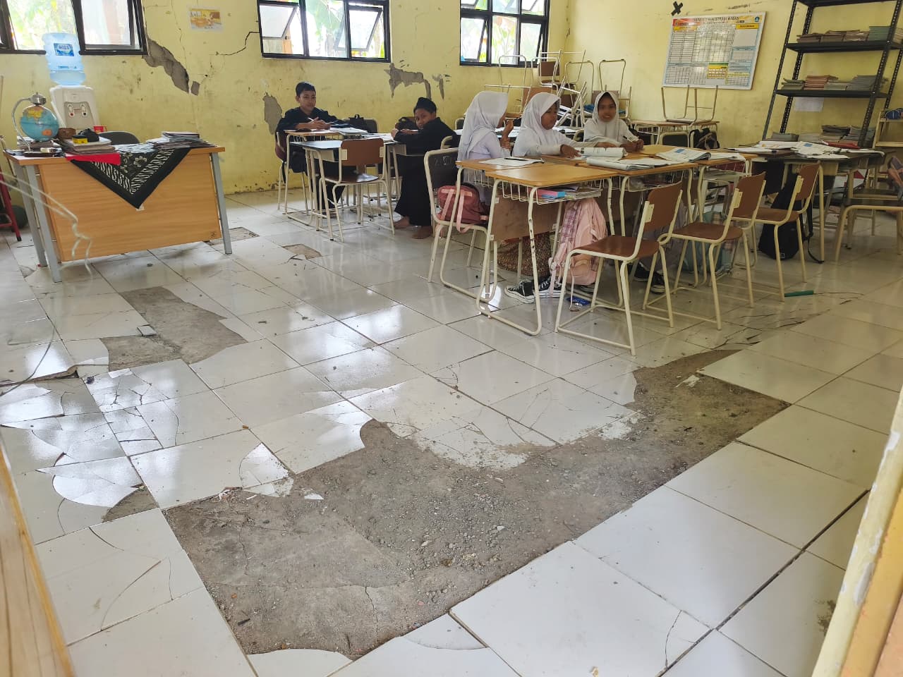 Pembangunan Ruang Kelas Jadi Prioritas Pembahasan APBD Kabupaten Bekasi 2027