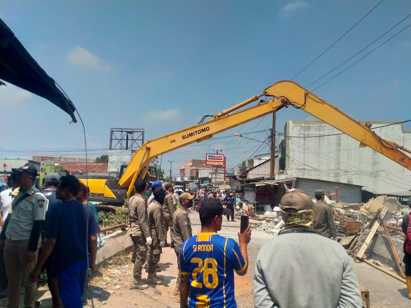 Anggota DPRD Provinsi Jabar Siti Qomariyah Desak Pemasangan PJU di Eks Bangli