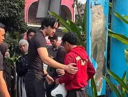 Azka Corbuzier Viral Bantu Padamkan Motor Terbakar di Bintaro, Disebut Sampai Belikan Kendaraan Baru!