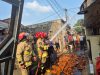 Sempat Terdengar Ledakan, Enam Pintu Kontrakan di Kranji Hangus Terbakar